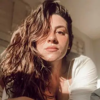 Jessica DeFino said she could only afford groceries from the 99p shop when working for the Kardashian apps (Instagram/@jessicadefino_)