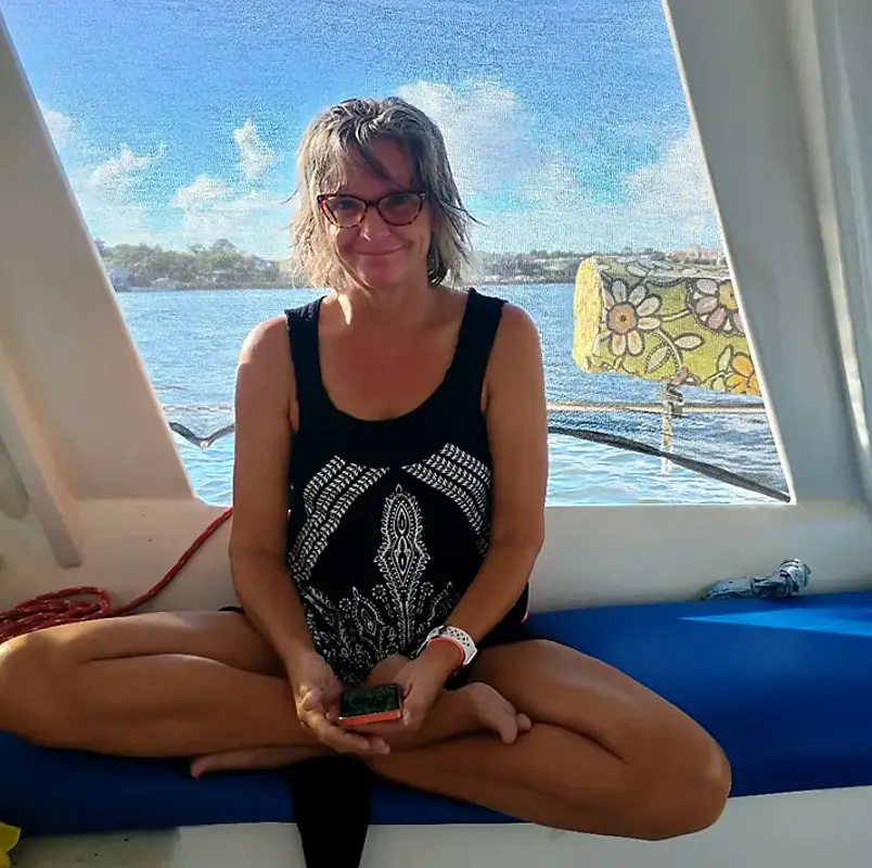 Lynette Hooker was living out her retirement dream when she fell overboard (Brian Hooker/Facebook)