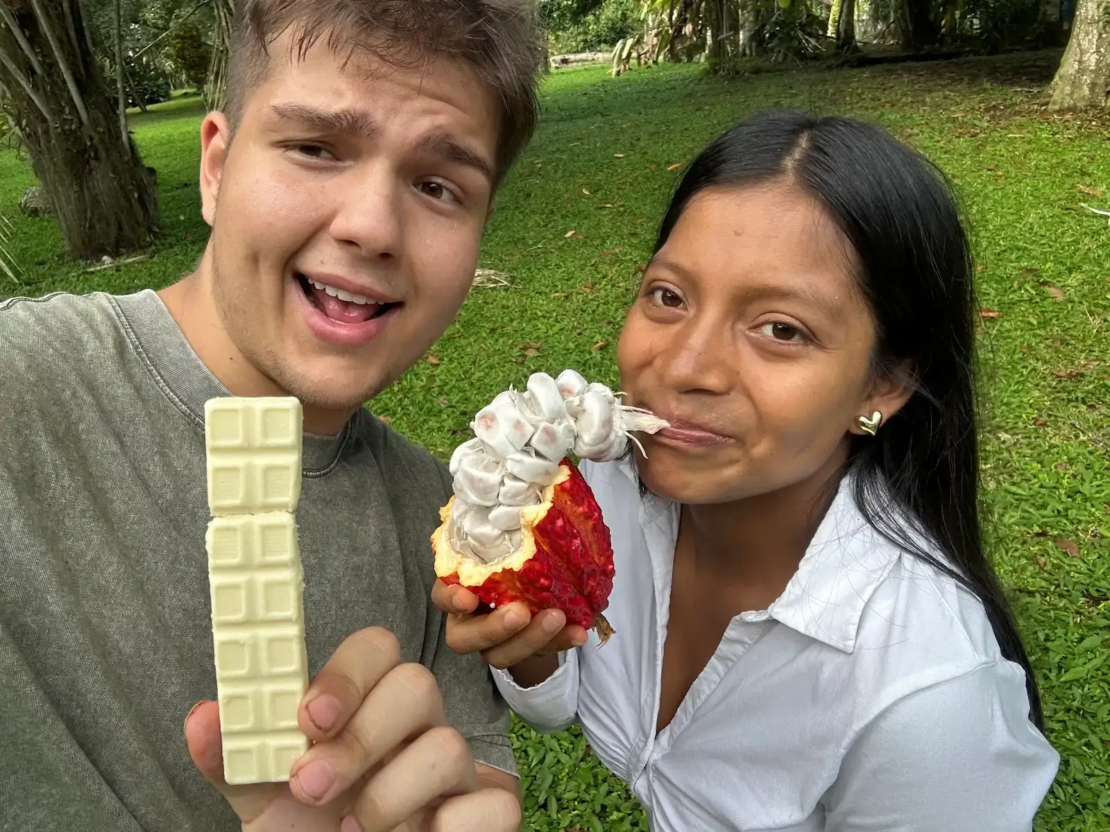 Justin and his wife Maria are deeply in love (Youtube/Justin Alvo)