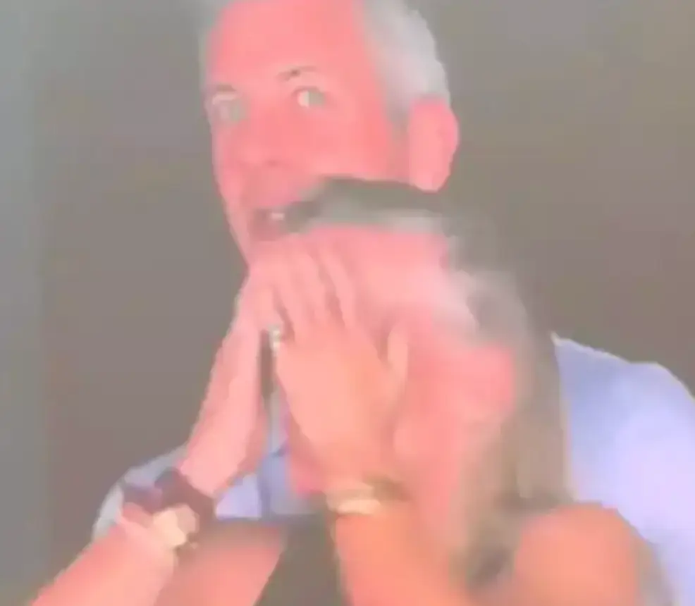 The pair attempted to get out of the camera's view (TikTok/instaagrace)