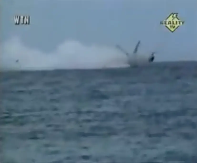 The plane broke apart after hitting a reef. (WTN)