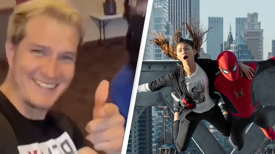 Twitter @agalanis17 / Alamy