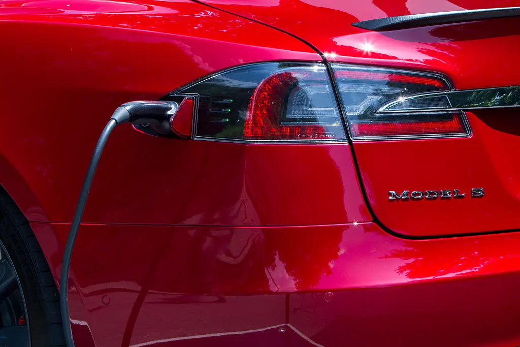 Motoring expert Steve Fowler tested a 2015 Tesla Model S (Marco Destefanis/Pacific Press/LightRocket via Getty Images)