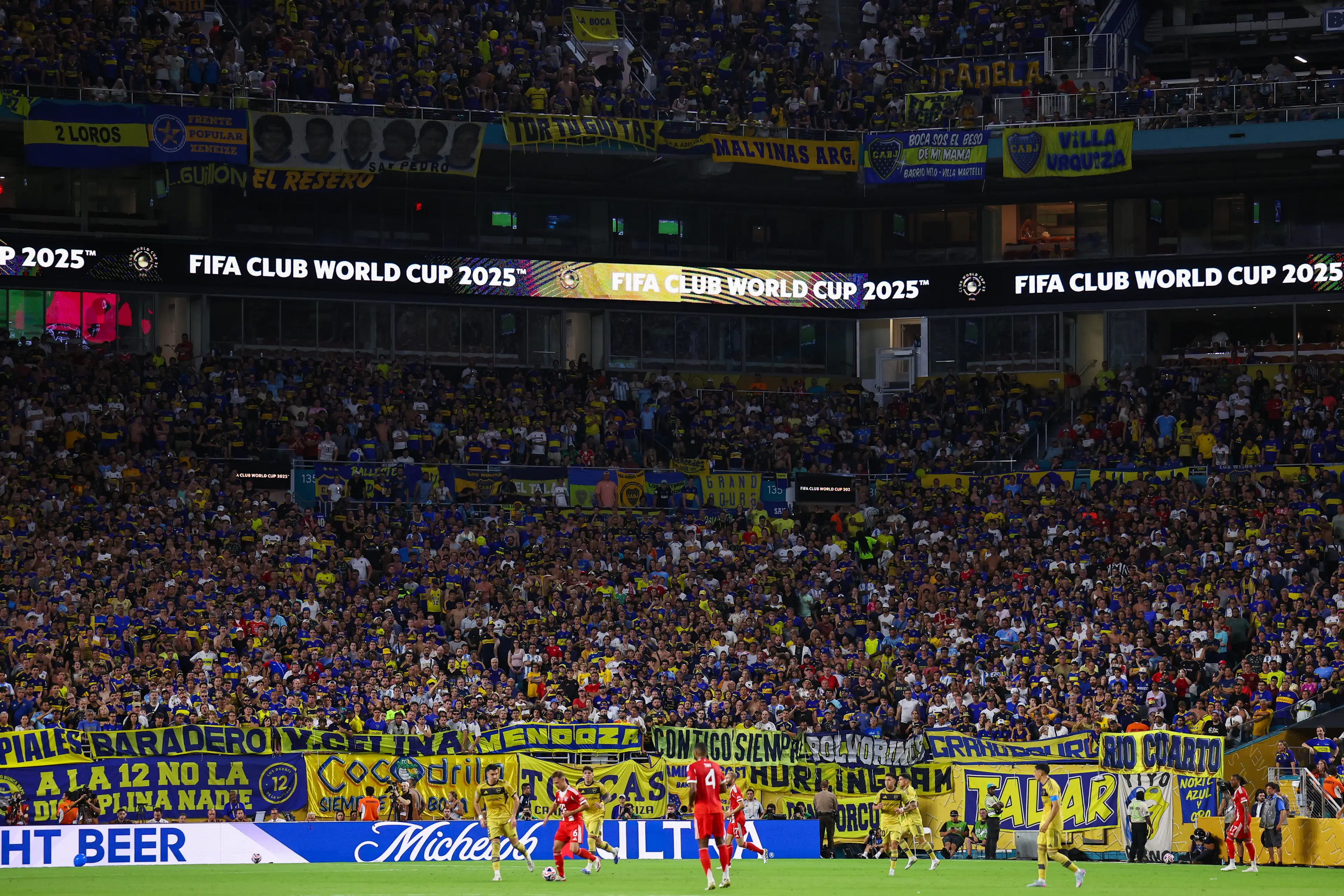 Could aliens descend on the FIFA World Cup 2026? (Robbie Jay Barratt - AMA/Getty Images)