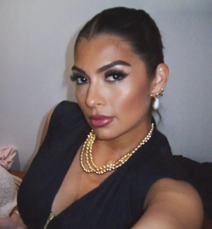 The model has officially been stripped of her crown and title. (espino.sosa/Instagram)