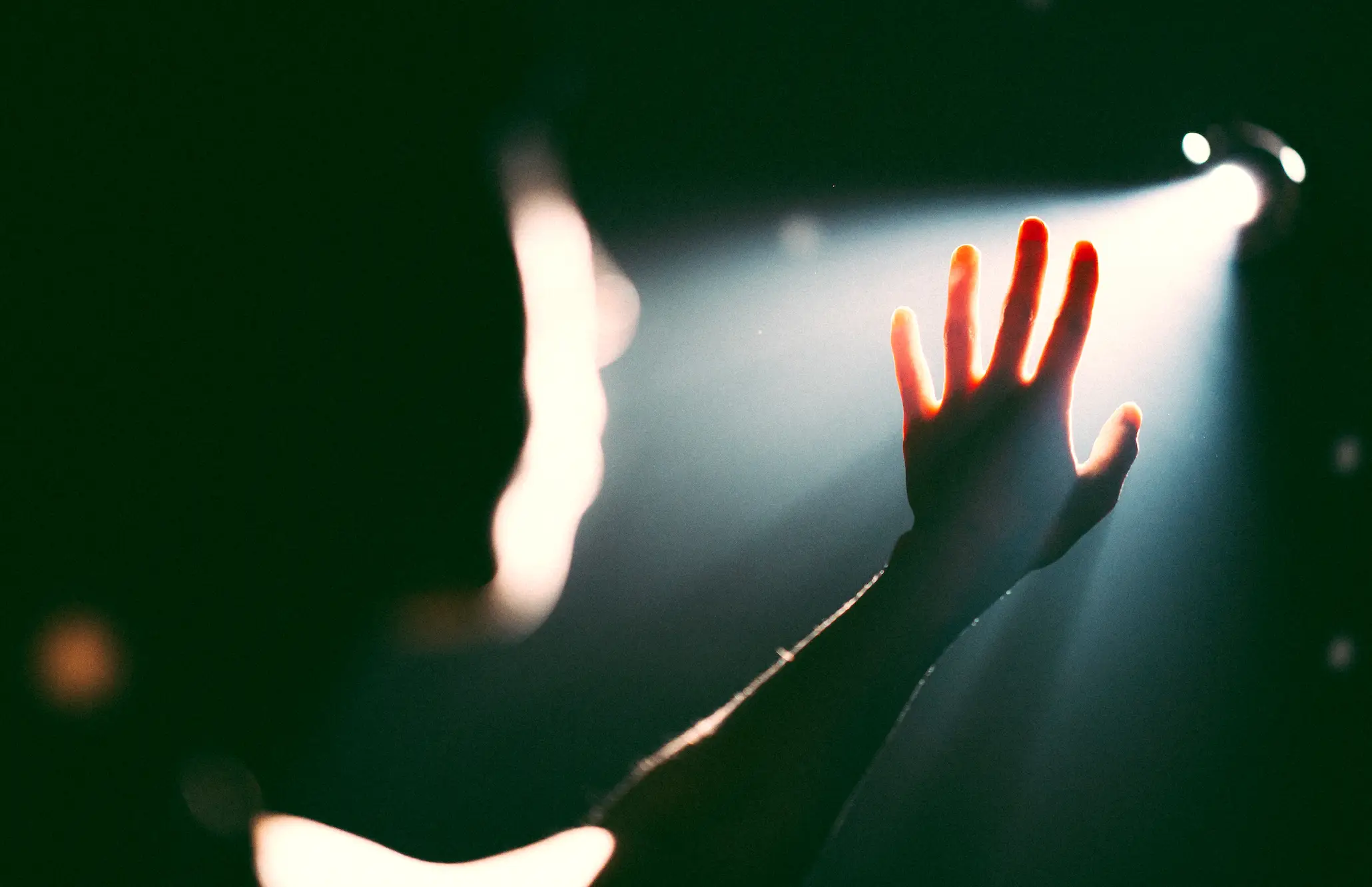 A UFO investigator has revealed what over 700 cases have made him believe (Getty Stock Images)