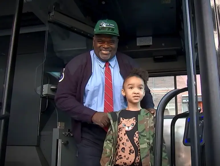 The kind-hearted bus driver and Adaline 'Addy' Gonzalez were reunited (WABC)