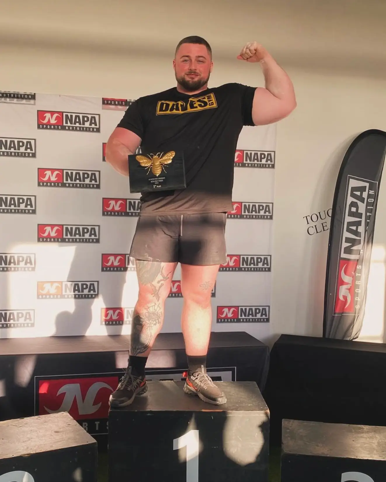 Just eight weeks ago Jones won a strength-related competition (Instagram/@dan3903)