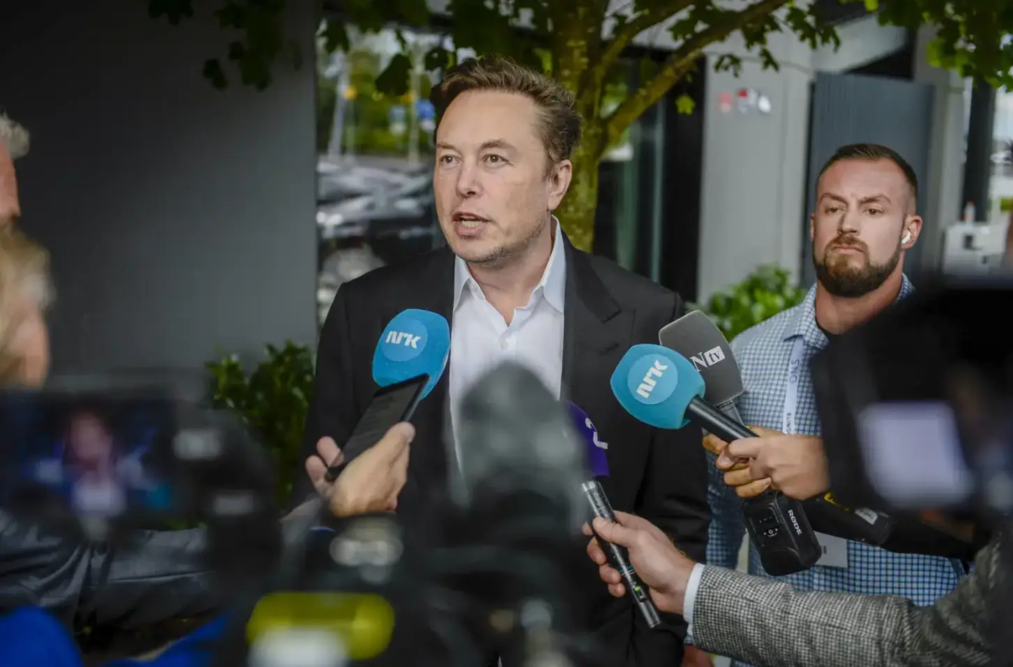 Elon Musk’s $44 billion (£38 billion) Twitter takeover once again made headlines on Wednesday (16 November).