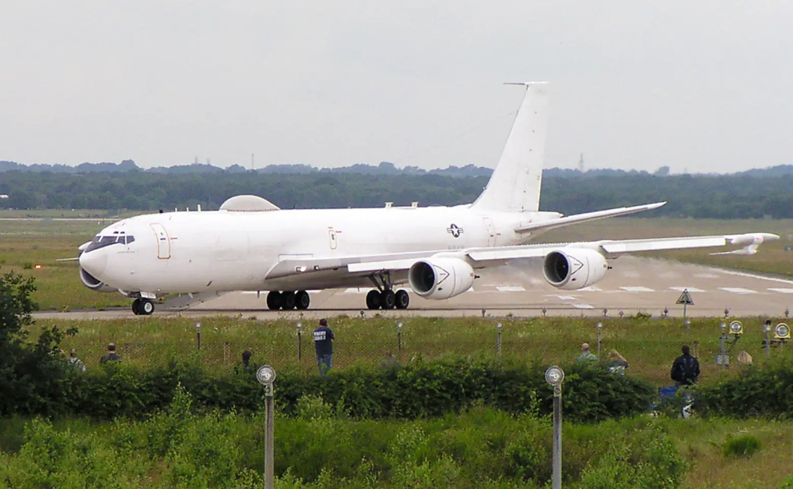 The US Navy Boeing E-6B Mercury is worth over $140 million (Arcturus/Wikimedia Commons)