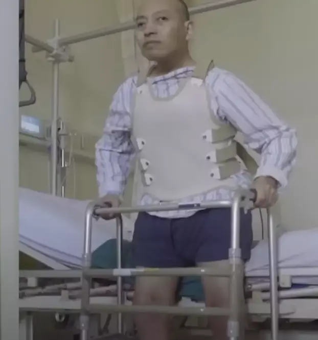 Li Hua after the surgery. (Shenzhen University General Hospital)