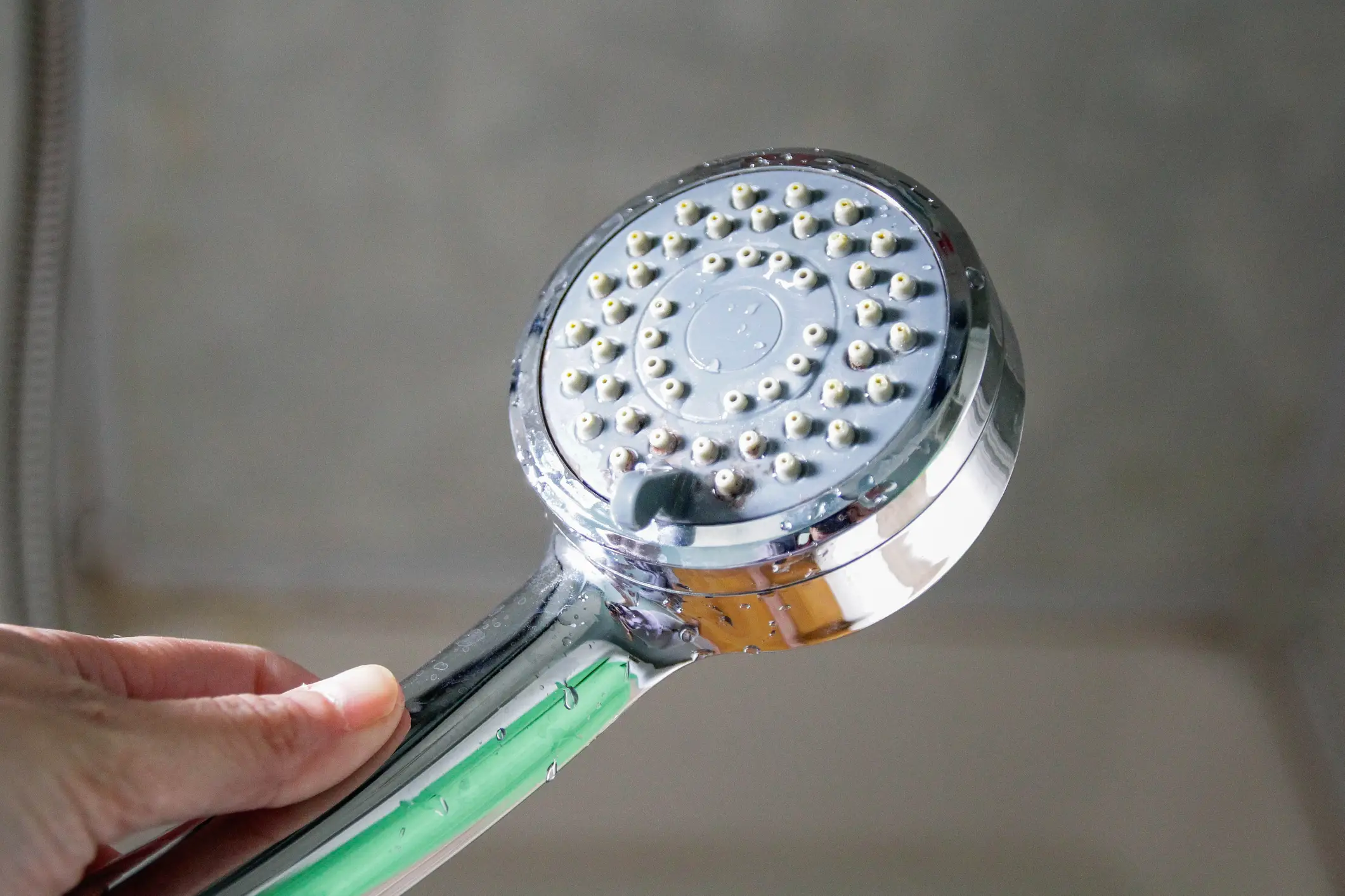 Metal showerheads were more likely to have bacteria (Getty Stock Image)