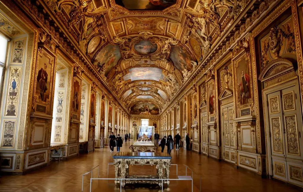 They reportedly broke into the Apollo Gallery, home to some of the country's most precious jewels (LUDOVIC MARIN/AFP via Getty Images)