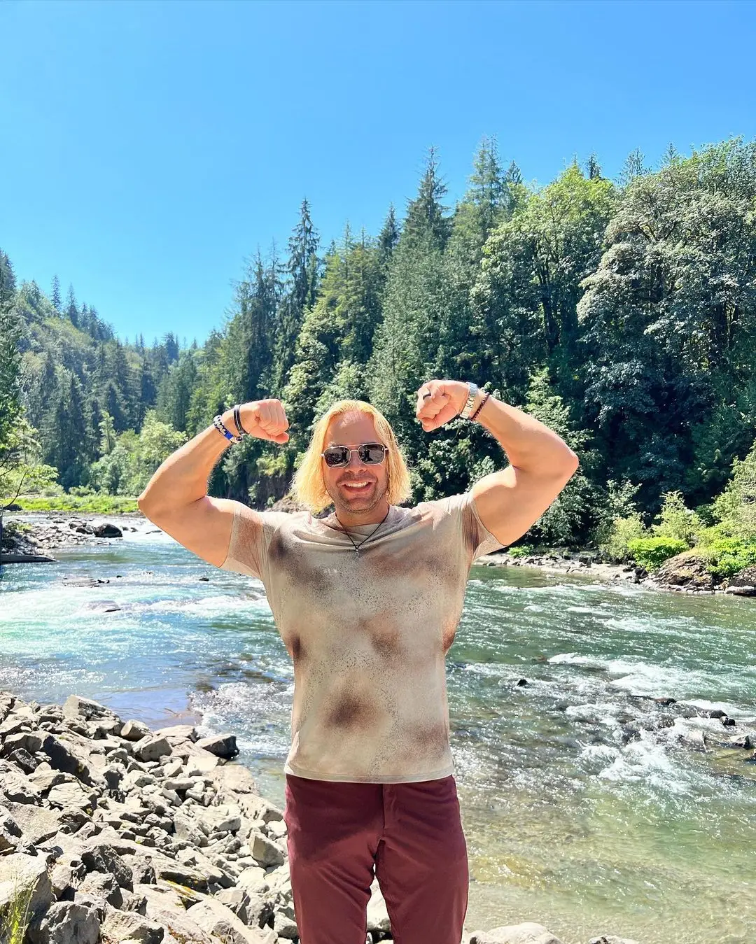 Friends and fans continue to pay tribute to the fitness legend.