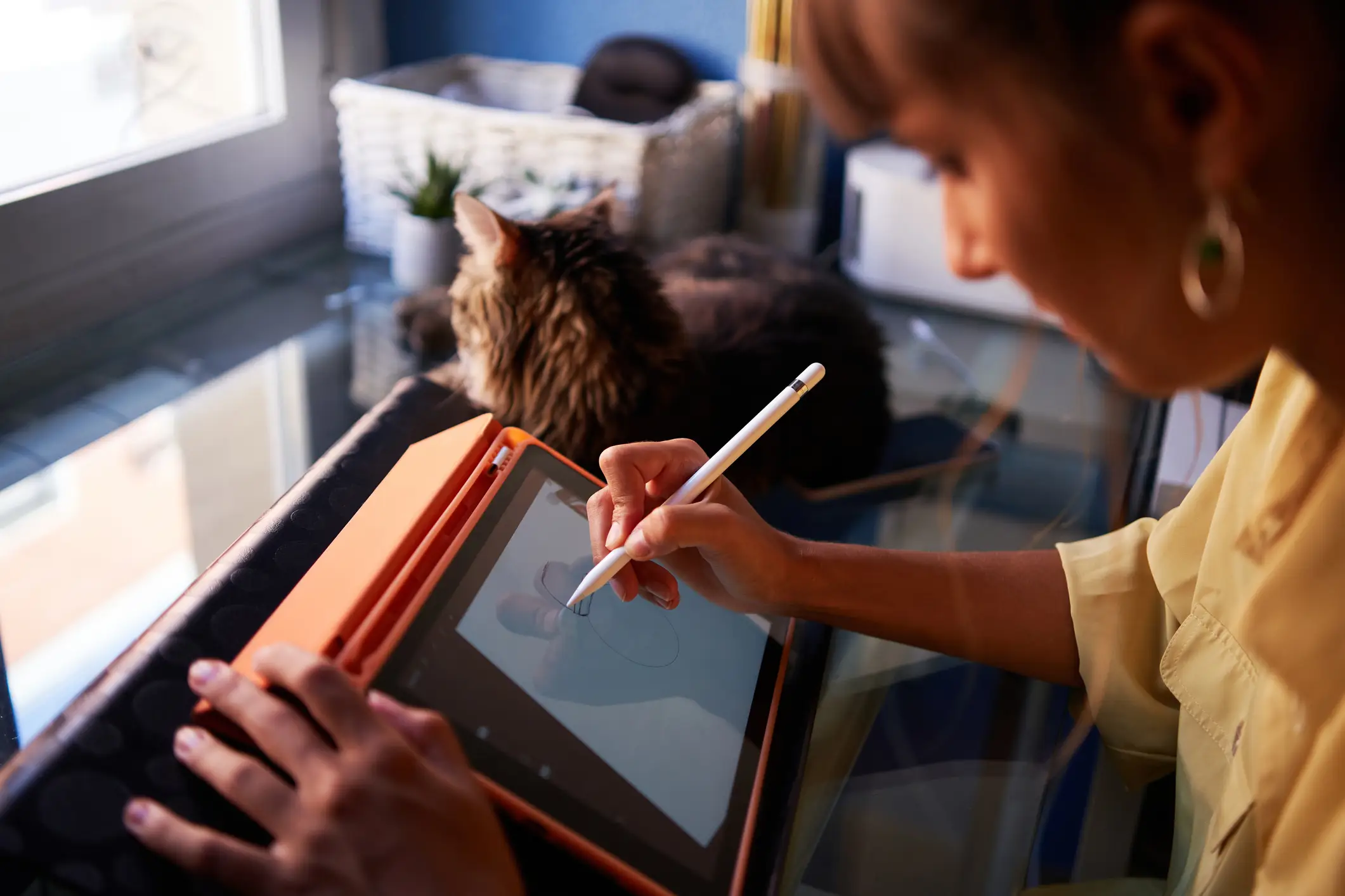 Graphic Designers are at massive risk of AI replacement, apparently (Abraham Gonzalez Fernandez/Getty stock photo)