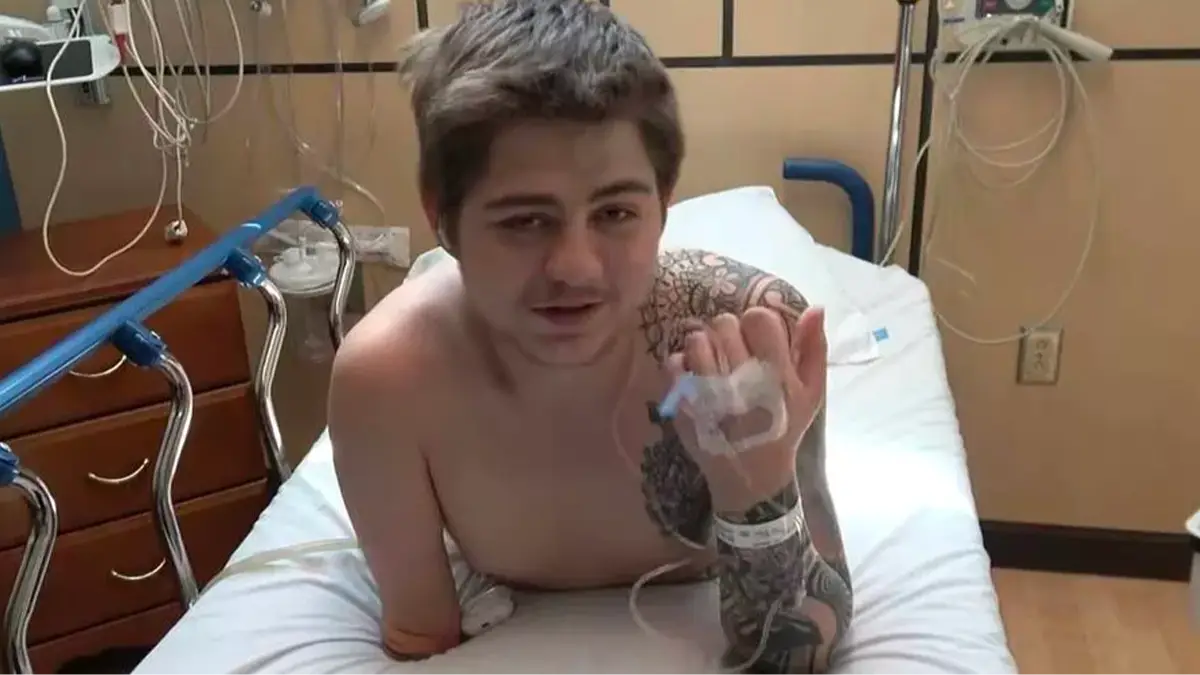 YouTube/Sabia and Loren