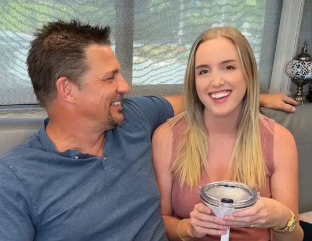 Kris and Hillary have a 20-year age gap. (TikTok/@fuelyourwander)