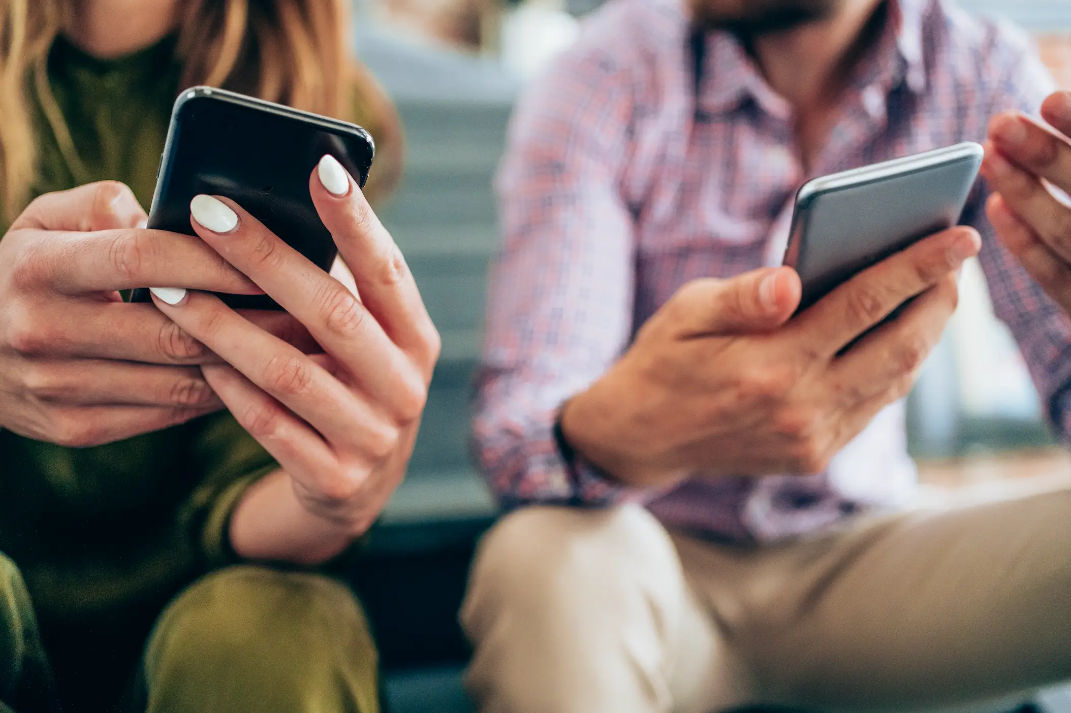 Experts have warned against texting for too long ahead of the first meet (Getty Stock Image)