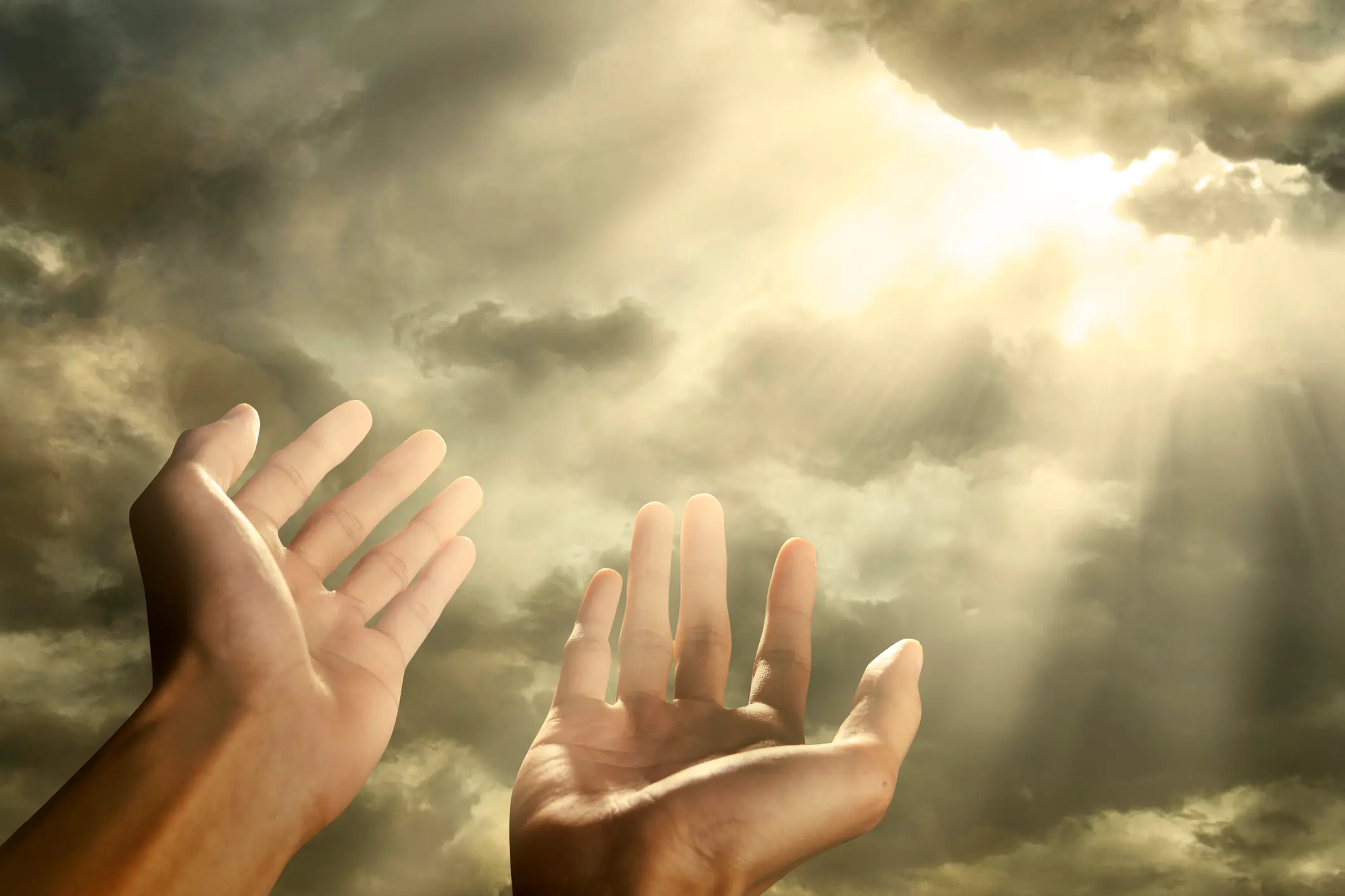 The former atheist claims to have met God during the experience. (@roundtripdeath/YouTube)