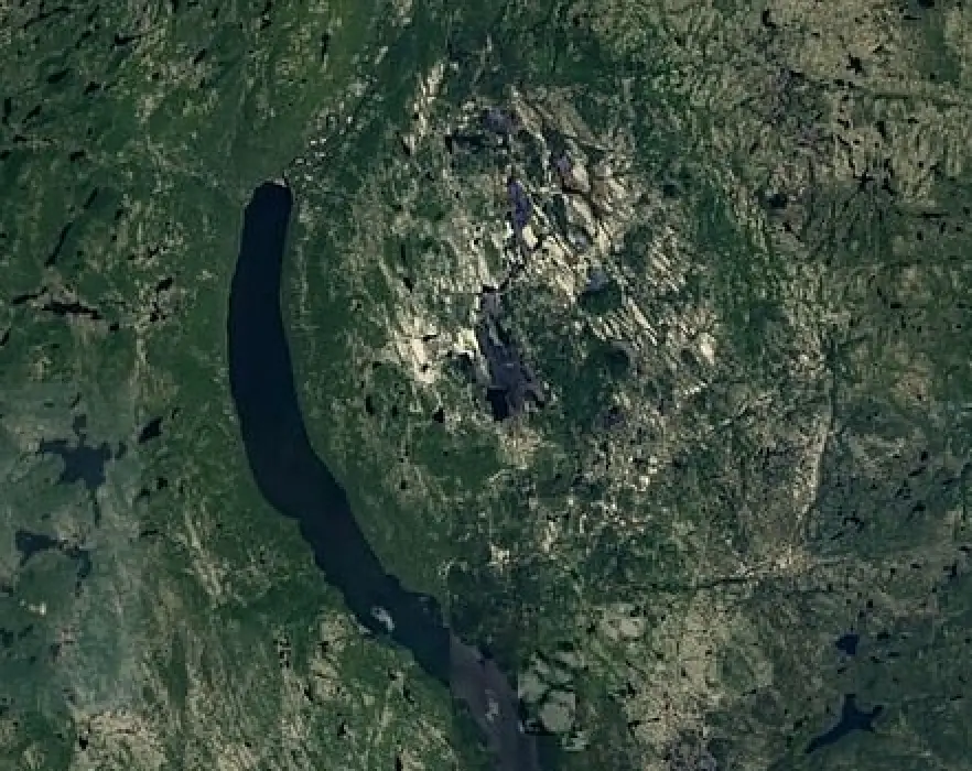 He spotted an unusual feature on Google Earth (Google Earth)