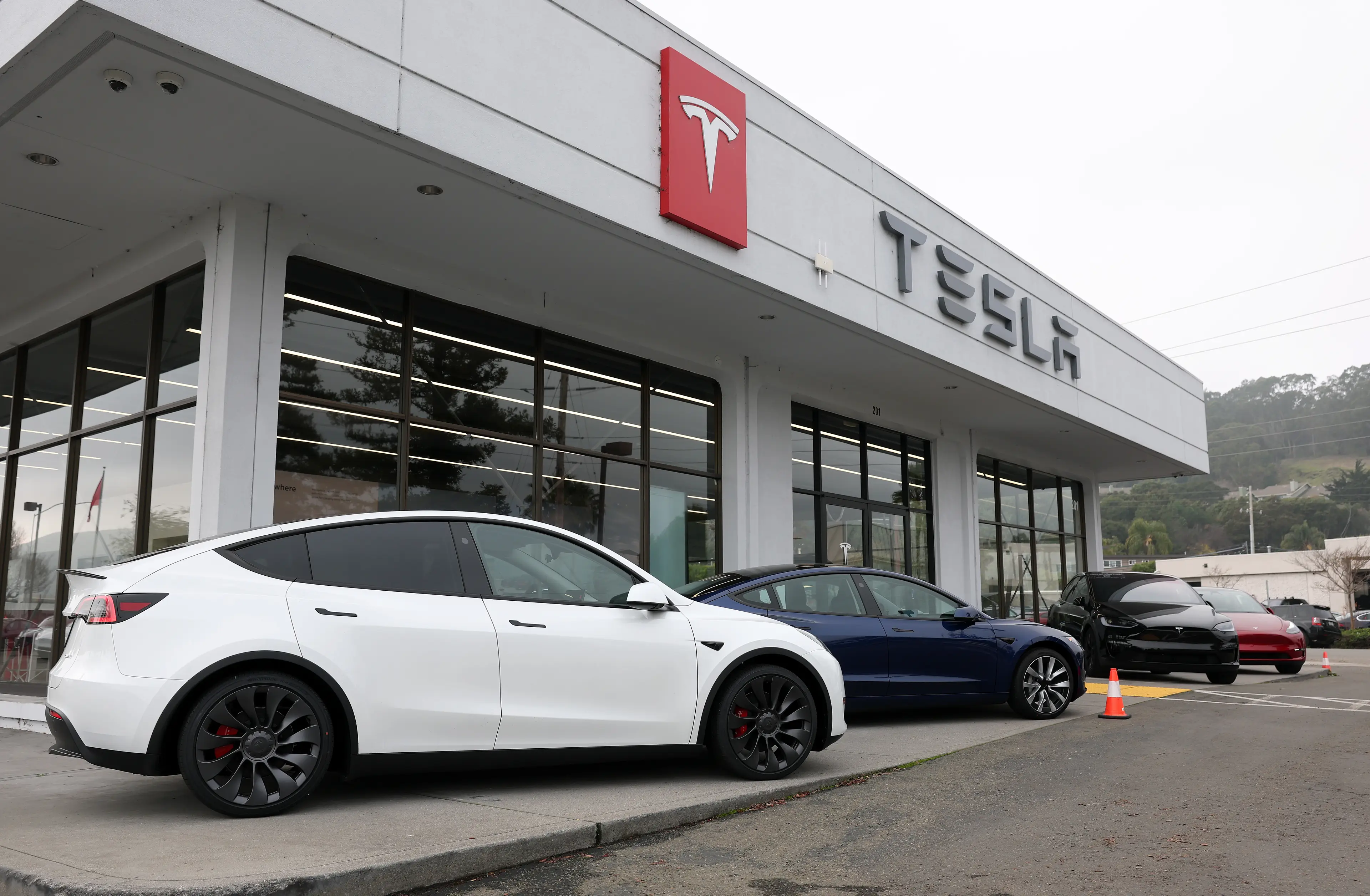 Tesla has recalled a LOT of cars (Justin Sullivan/Getty Images)