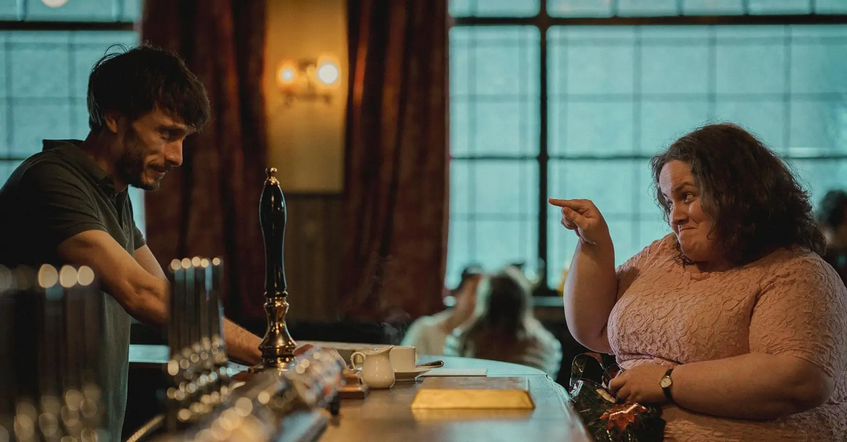 Donny and Martha met in a pub. (Netflix)