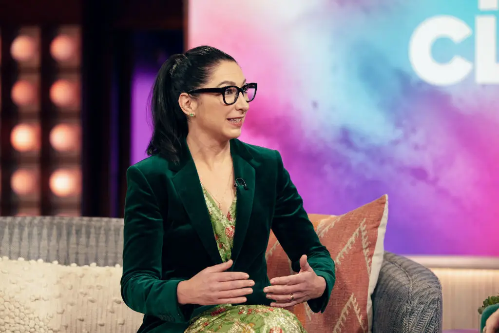 What does Sandra Bullock's sister do now? After becoming a self-taught pastry chef, Gesine opened her own shop, Gesine Gourmet and Confectionary, in Montpelier between 2005 and 2008, before launching a baking school called Sugar Glider Kitchen in Hartford, Vermont. (Photo by: Weiss Eubanks/NBCUniversal via Getty Images)