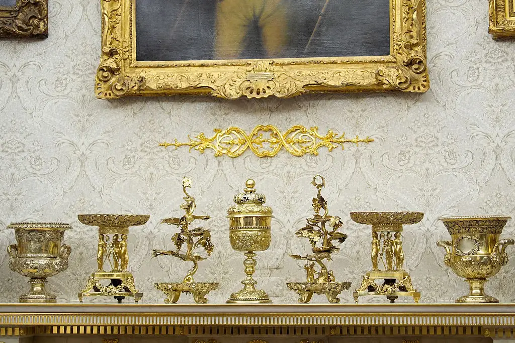 The president has personally paid for all the gold decor (Yuri Gripas/Abaca/Bloomberg via Getty Images)