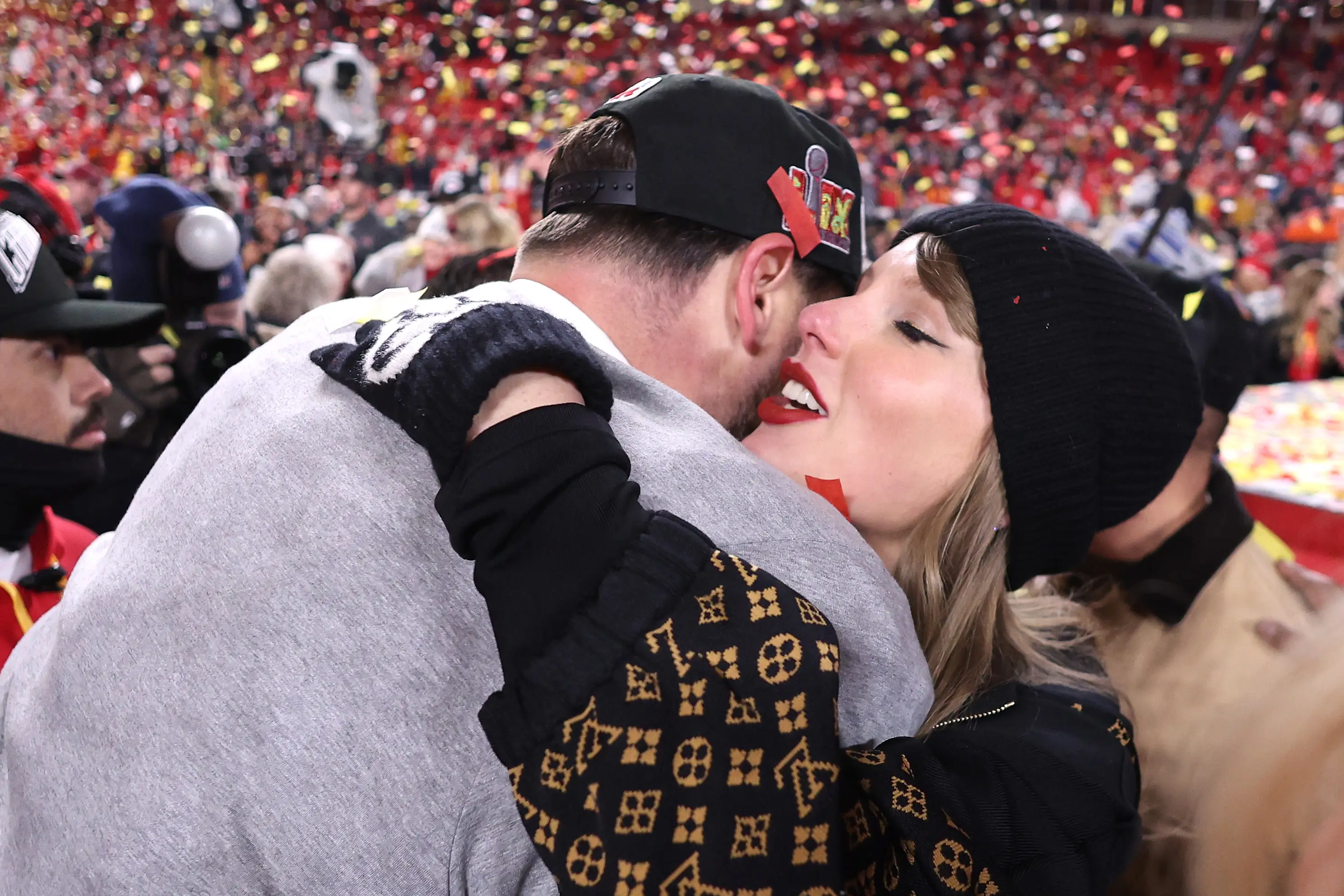 The couple celebrated the big win (Jamie Squire/Getty Images)