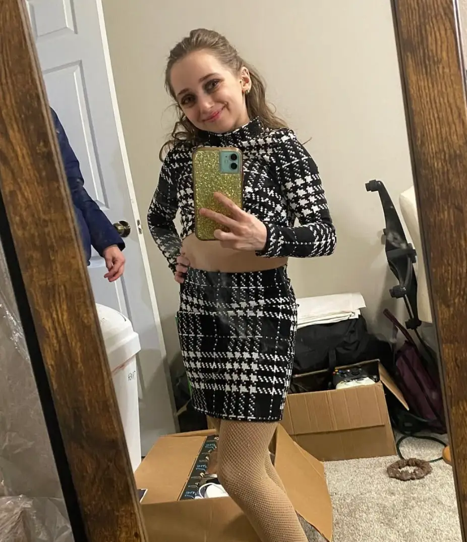 TLC star Shauna Rae has pituitary dwarfism (thereal_shaunarae99/Instagram)