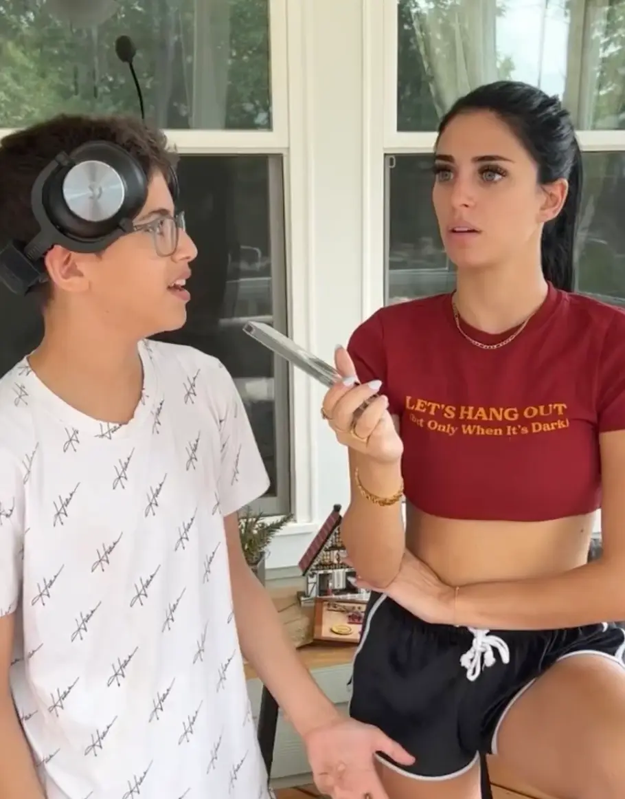 Araujo was shook. (Instagram/@realcamillaara)