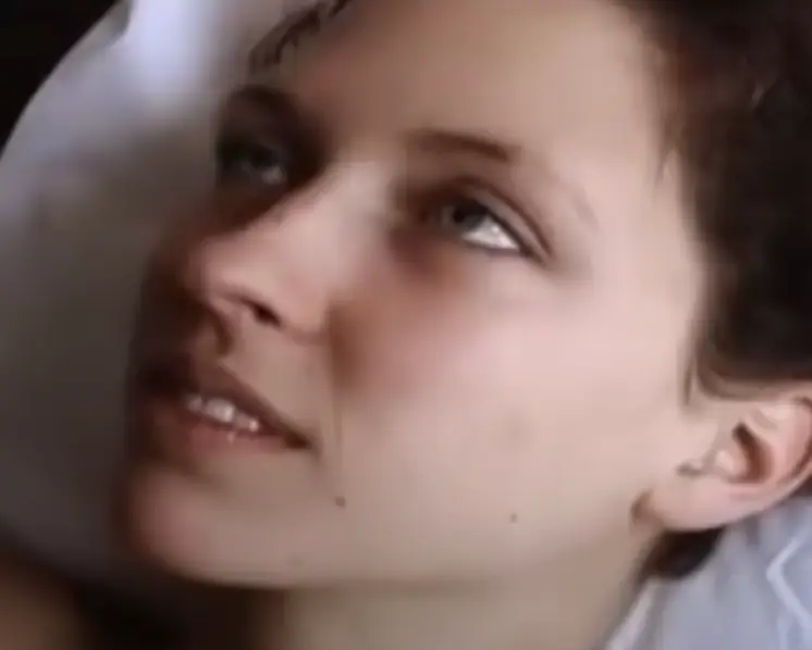 Margo Stilley starred as Lisa in 9 Songs.