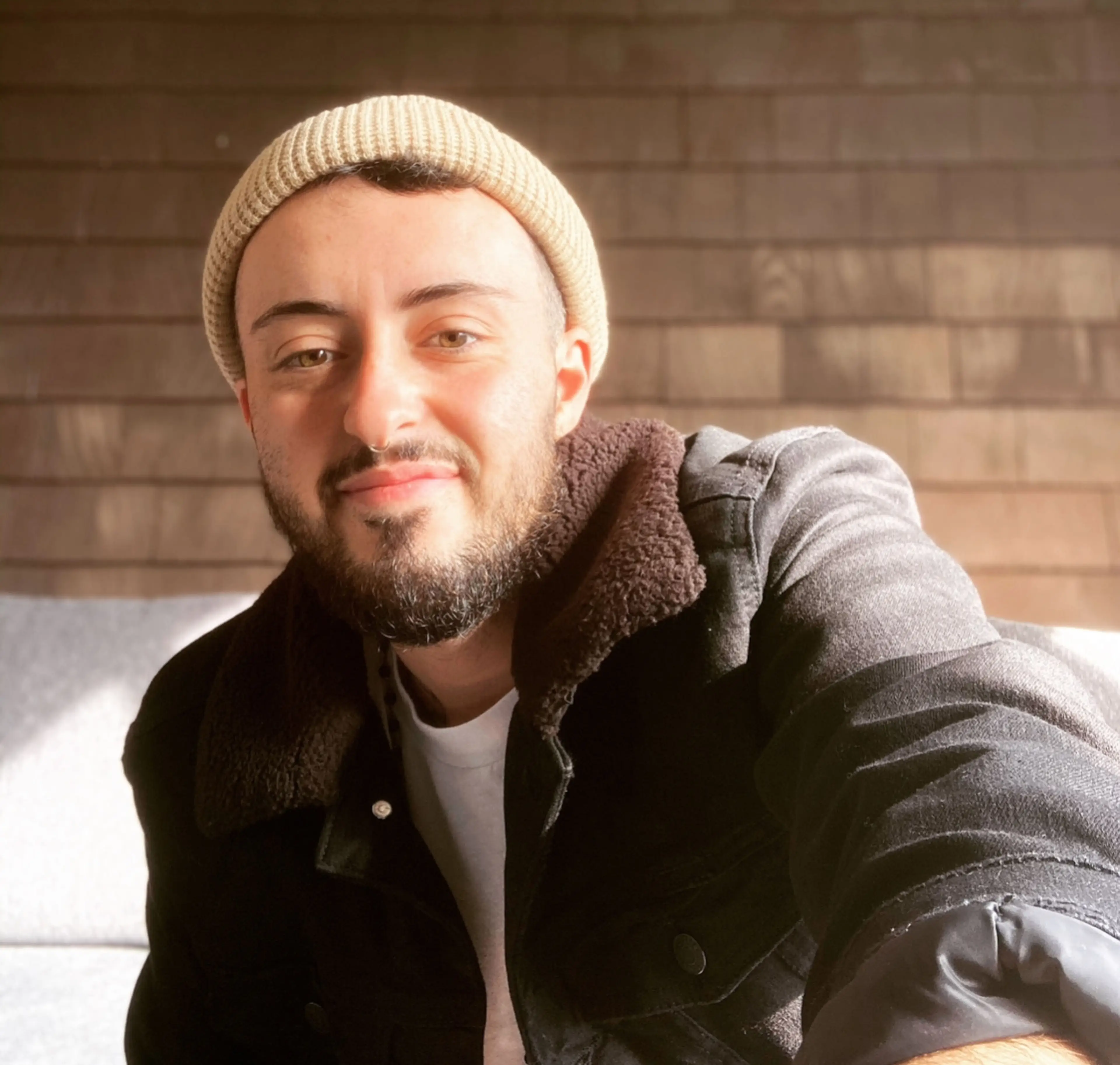 Alia had transitioned to male but is now de-transitioning.