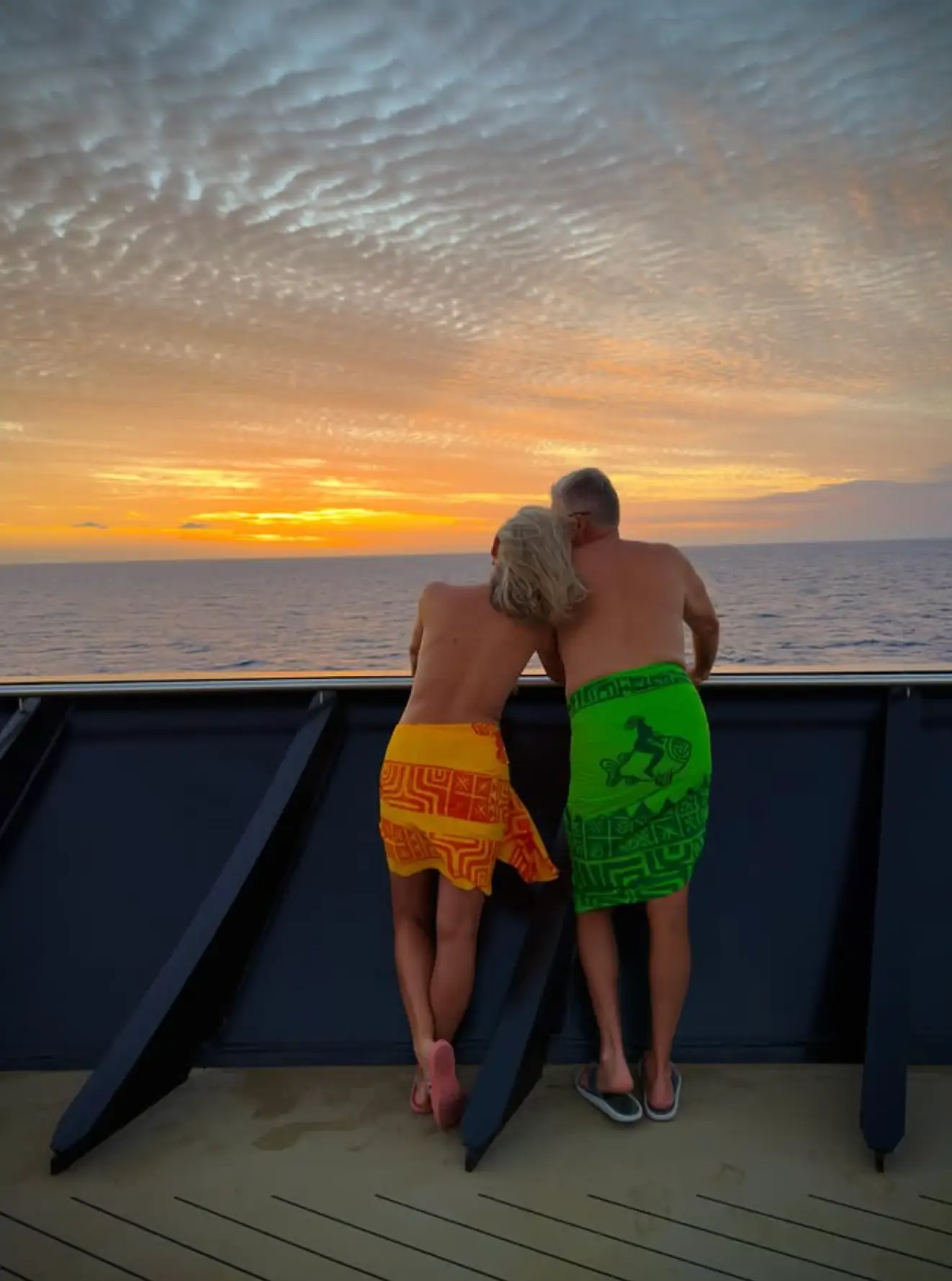 Erections have to be kept under control (Instagram/@cruisebare)