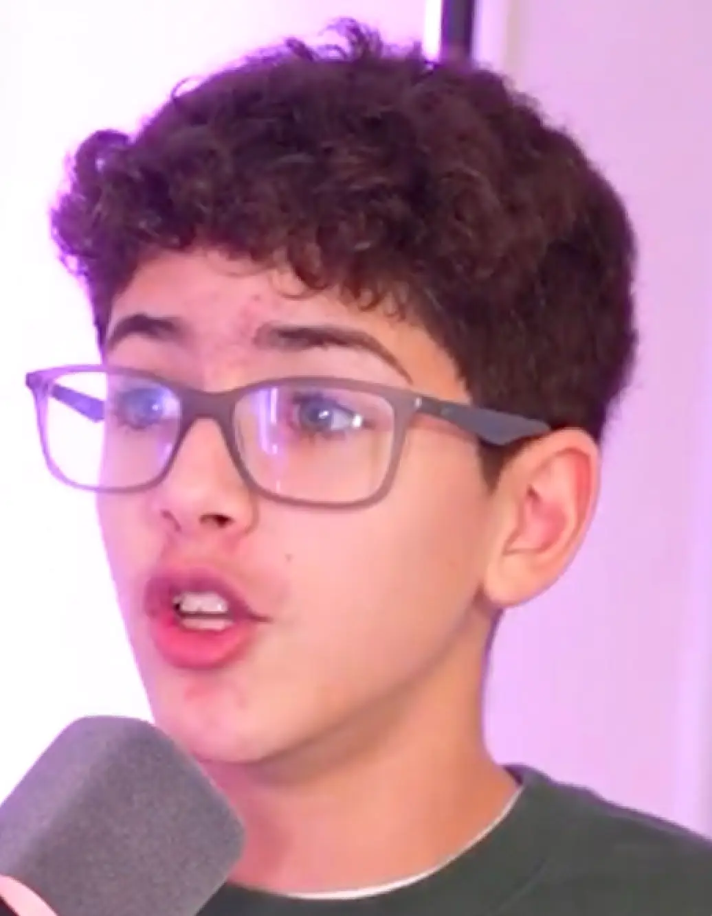 He absolutely roasted his older sister.