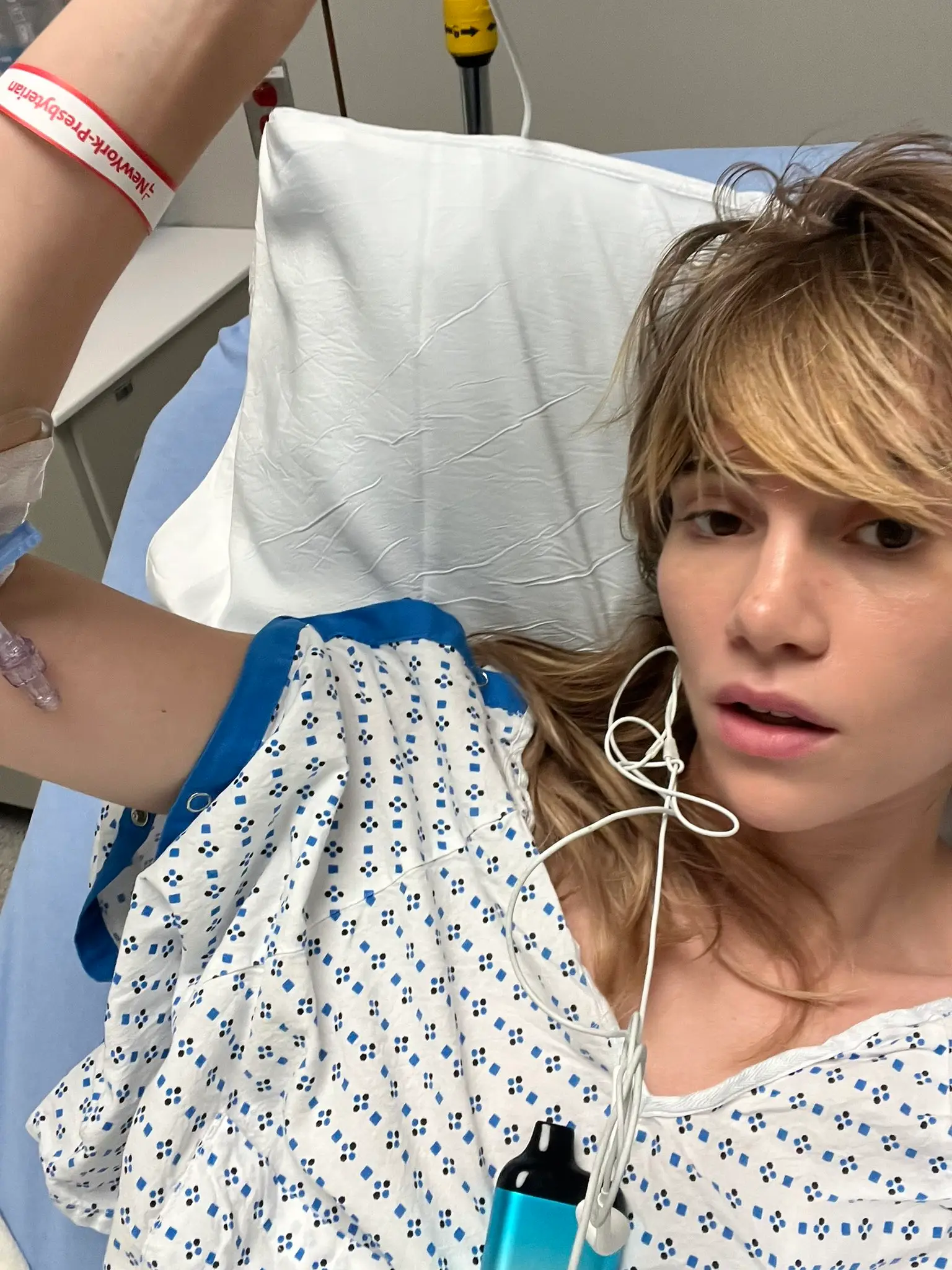 She said she had a hernia (X/@sukiwaterhouse)