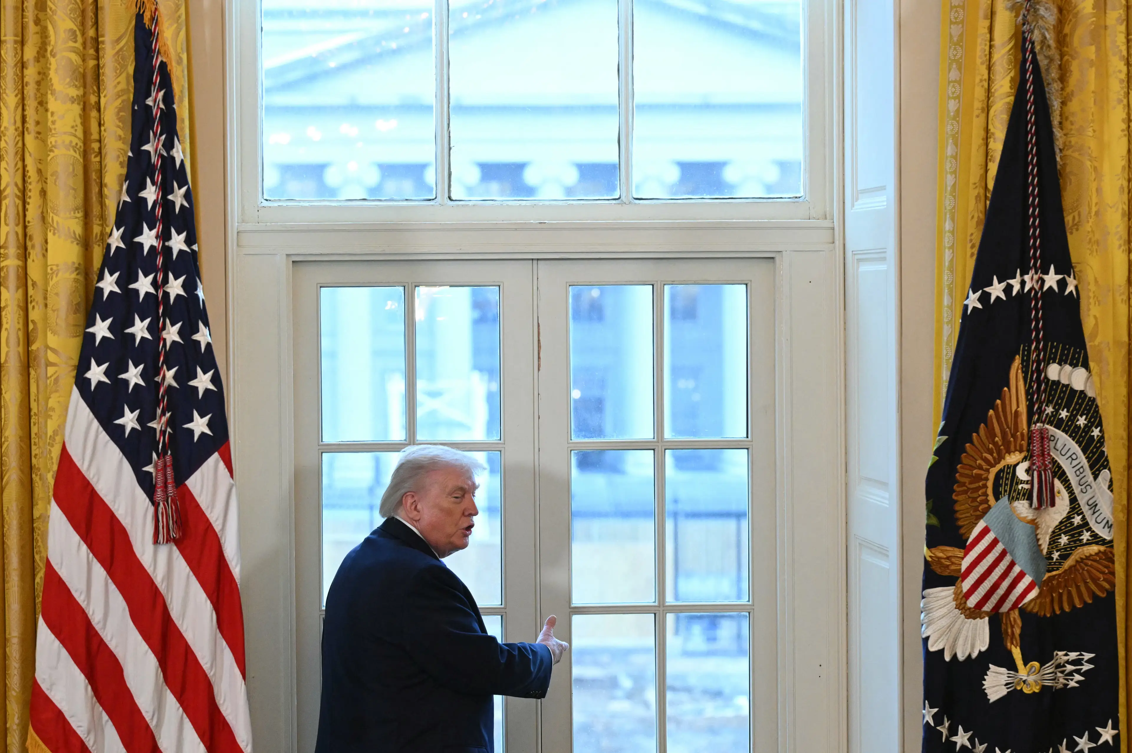 Trump took a moment to show off the new ballroom under construction (SAUL LOEB / AFP via Getty Images)