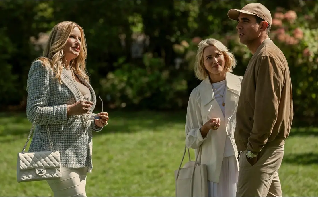 Jennifer Coolidge also stars in The Watcher.