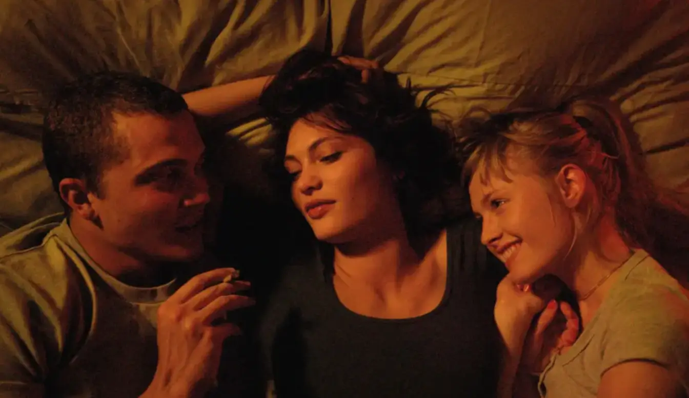 Love debuted with a World Premiere at the Cannes Film Festival in 2015 (Wild Bunch)