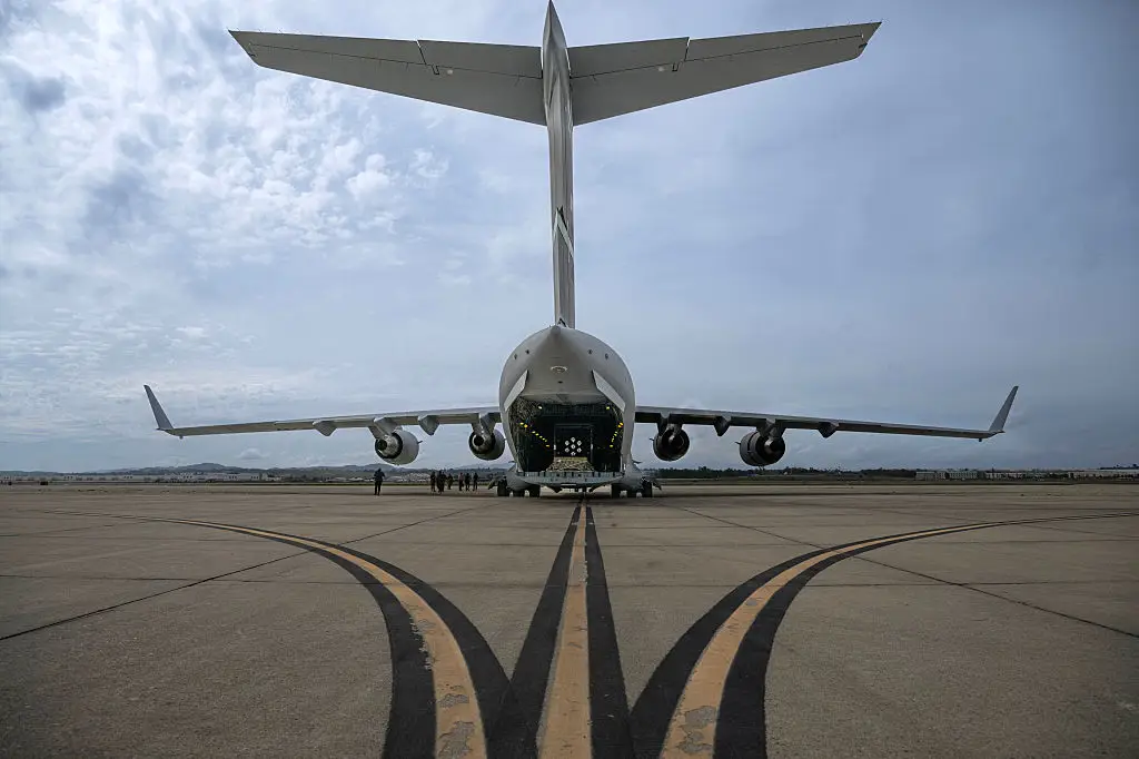 An Air Force C-17 transported the reactor some 700 miles across the country (Mindy Schauer/MediaNewsGroup/Orange County Register via Getty Images)