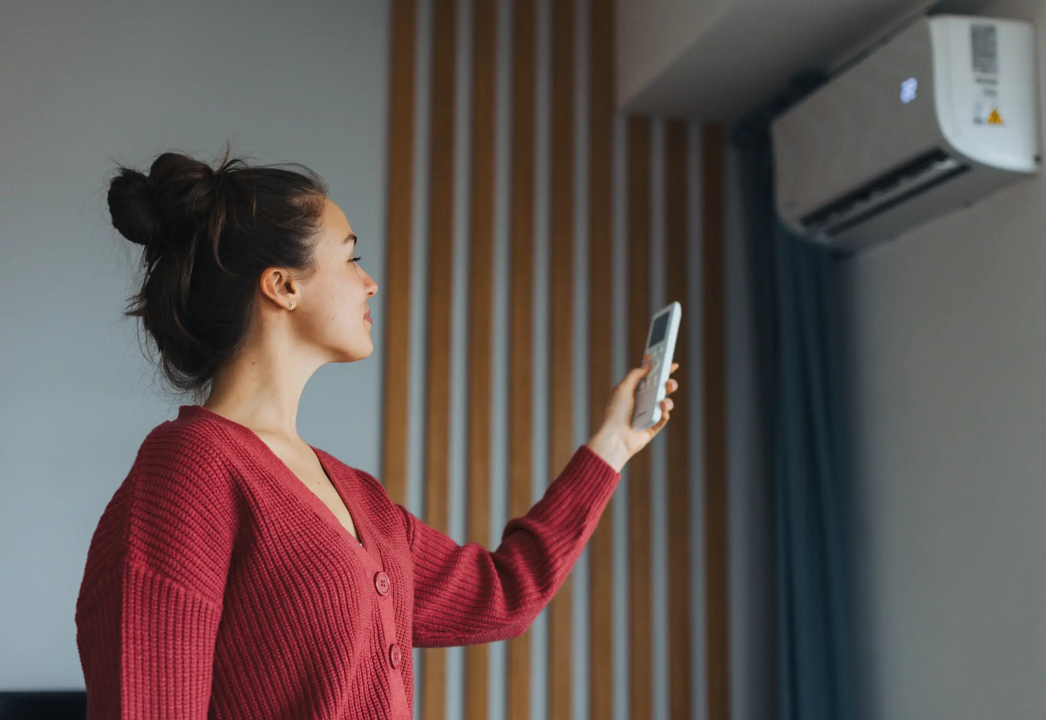 A scientist is urging Americans to turn off the air conditioning (Getty Stock Photo)