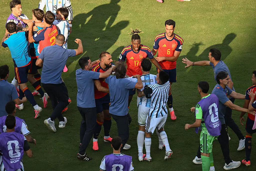Argentina players and staff clash with Spain following their World Cup defeat (Howard Smith/ISI Photos/ISI Photos via Getty Images)