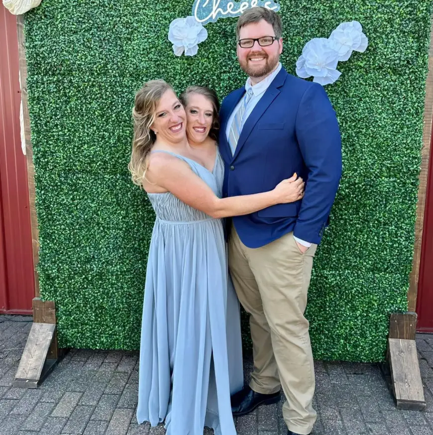 The wedding took place in 2021. (Facebook)