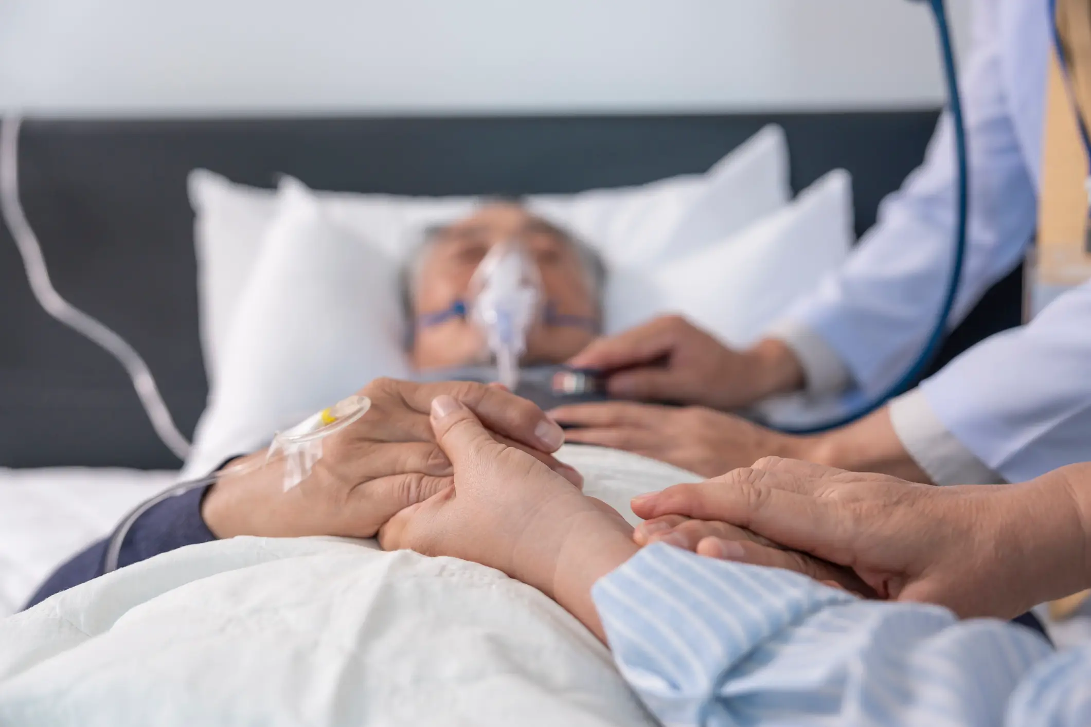 Julie says patients can have a 'death stare' if their eyes are open when they become unconscious (Getty Images)