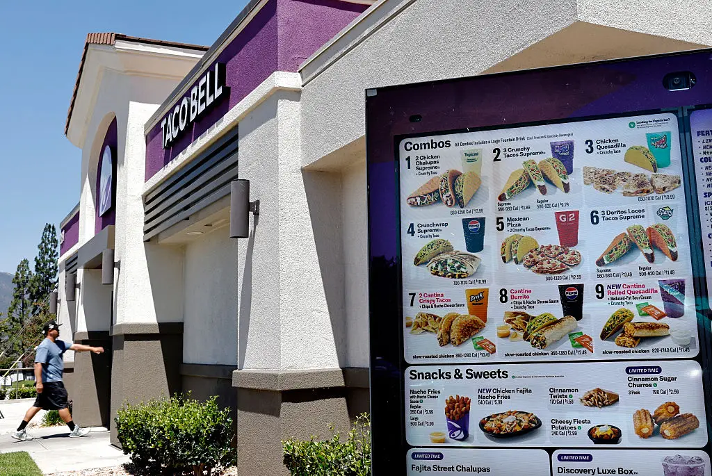 The FDA has urged consumers to avoid eating at Taco Bell restaurants across five US states. (Mario Tama/Getty Images)