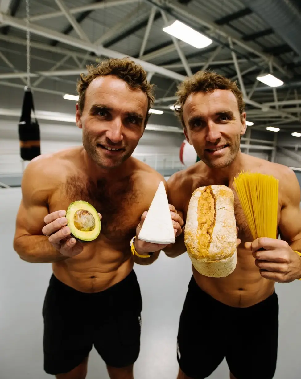 The twins saw differing results (Instagram/@theturnertwiins)