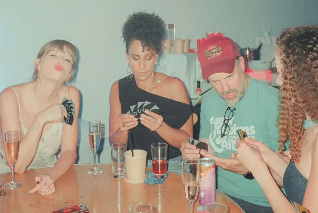 Taylor Swift was photographed enjoying some downtime earlier this week.