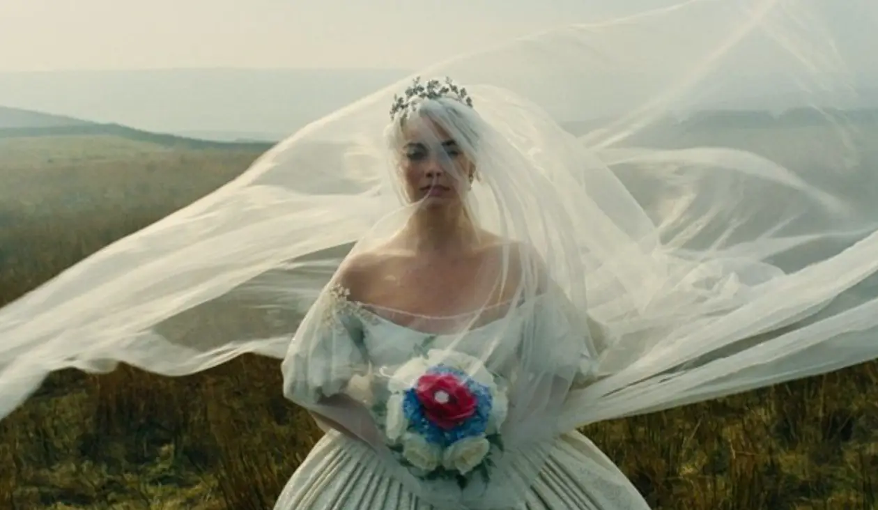 Margot Robbie stars as Catherine in the new Wuthering Heights film (Warner Bros.)