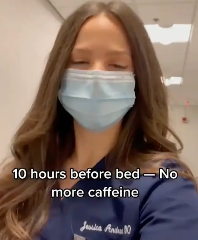 Dr Jess Andrade said preparations begin 10 hours before bed (Instagram/@doctorjesss)