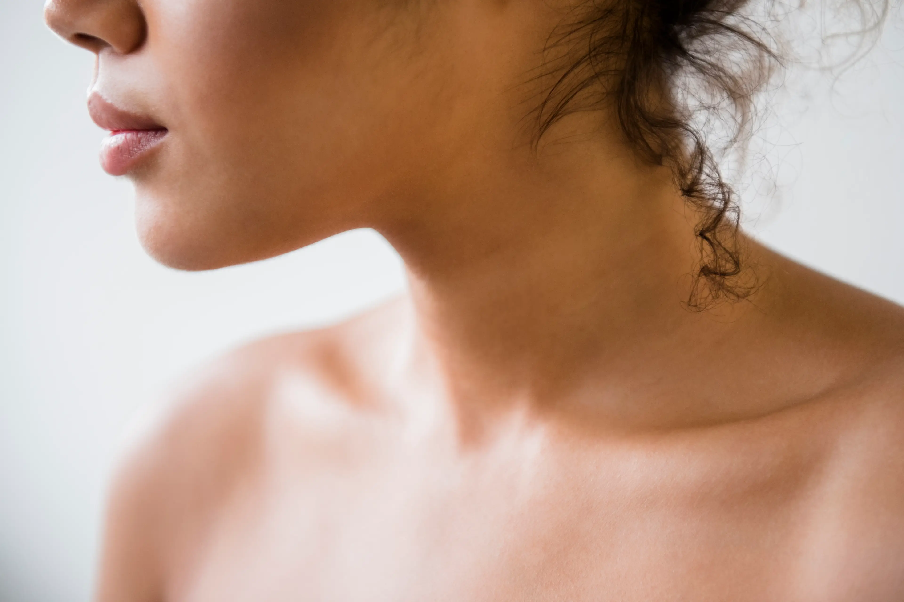 It's been suggested that we don't really have a use for our chins. (Tetra Images/Getty Stock)